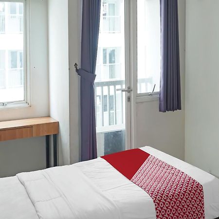Oyo 90391 Gkitroom Karawang Bagian luar foto