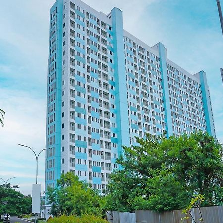 Oyo 90391 Gkitroom Karawang Bagian luar foto