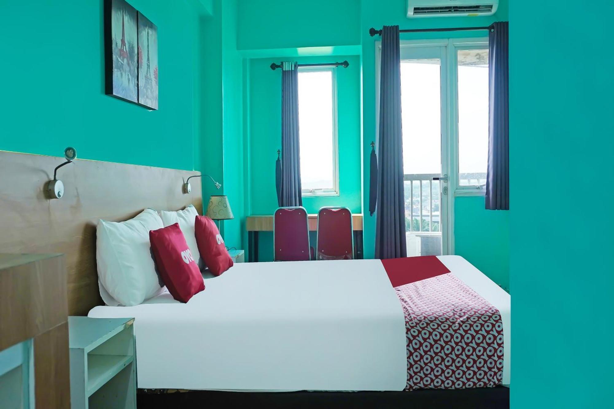 Oyo 90391 Gkitroom Karawang Bagian luar foto
