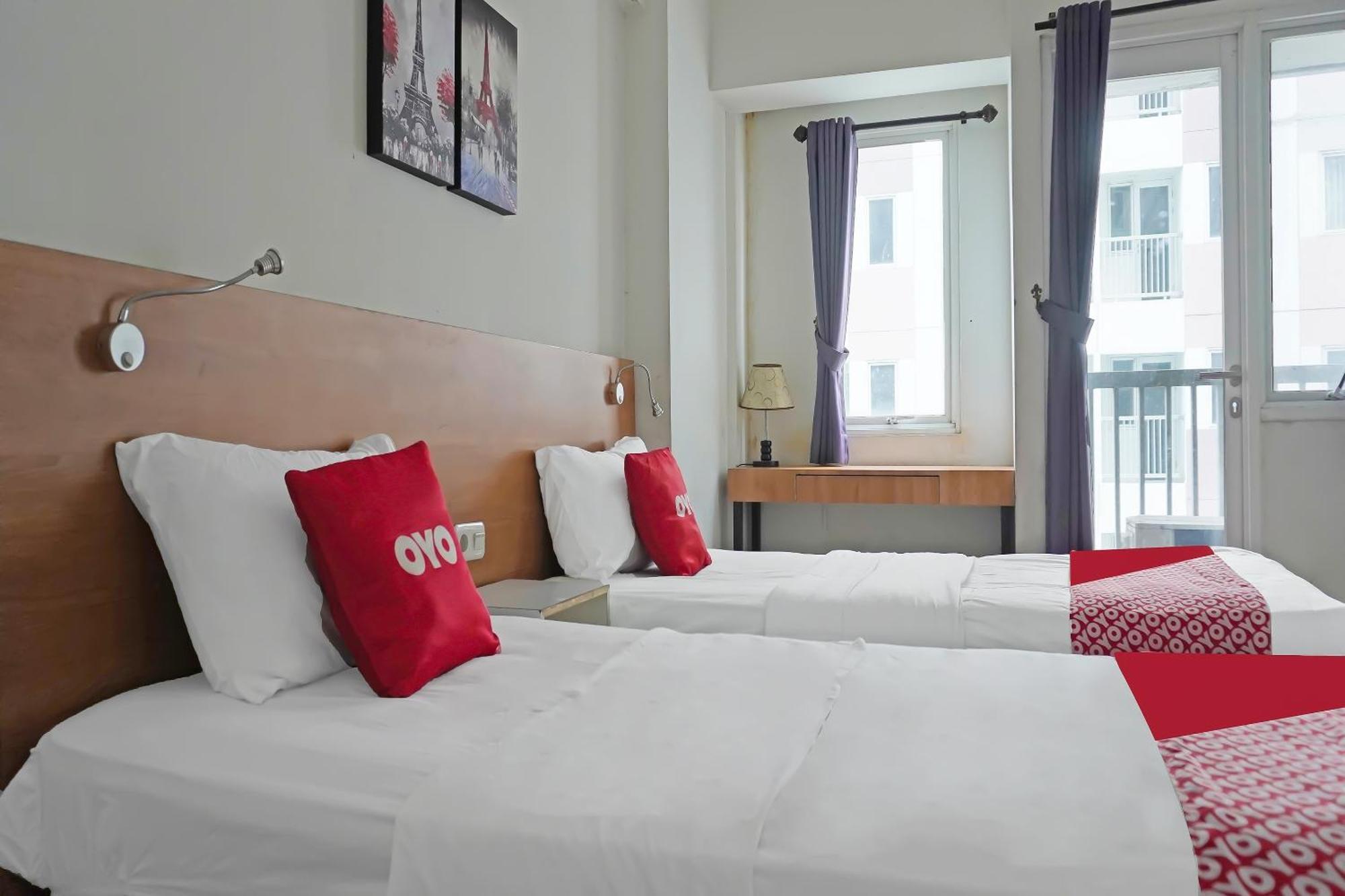 Oyo 90391 Gkitroom Karawang Bagian luar foto
